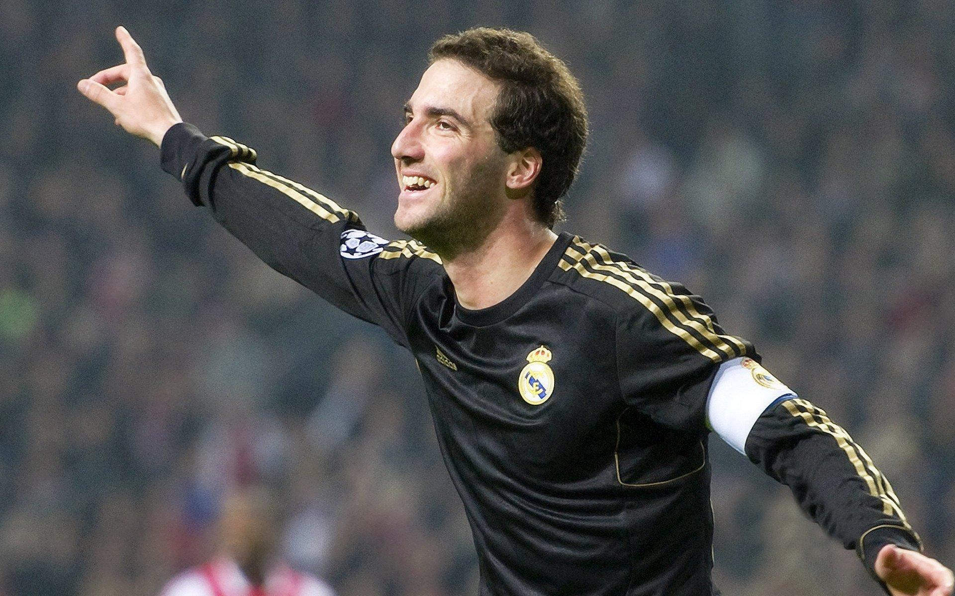 新星曙光再现，马斯坦托诺恢复进展顺利，但欧冠关键战仍需等待